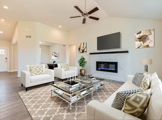 1816 River Bend Rd, Grafton, WI 53024