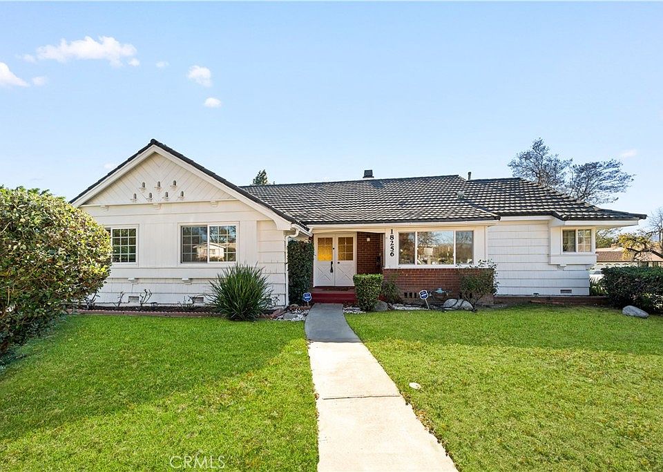 1st image of 18256 Sunburst St