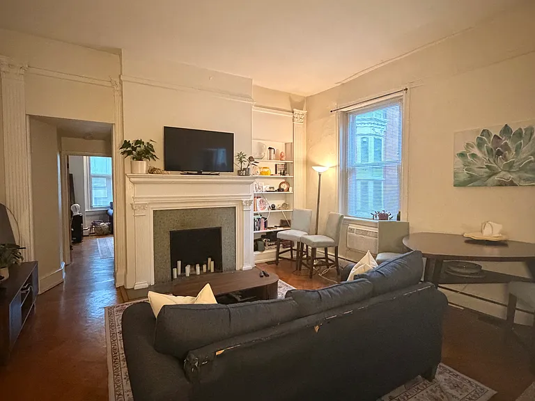 2130 Spruce St #2C — Photo 4