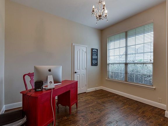 4th image of 4209 Watercrest Dr