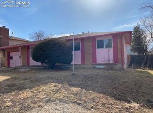 1533 Glacier Dr, Colorado Springs, CO 80910