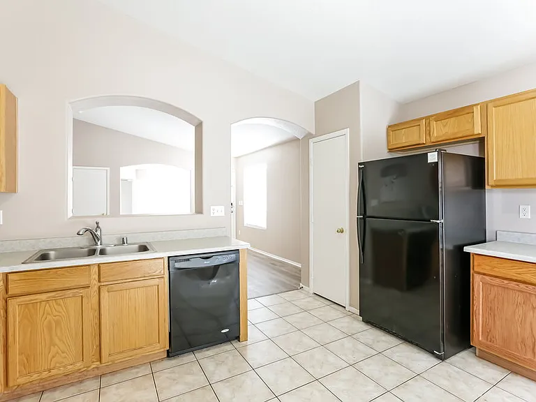 10205 Barrel Ridge St — Photo 6
