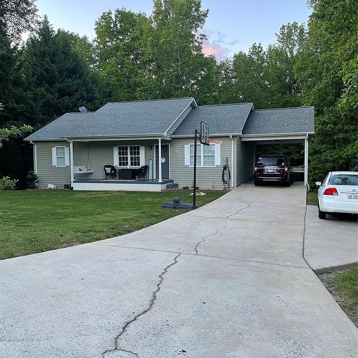 2884 Tumbleweed Dr, Lenoir, NC 28645 Zillow