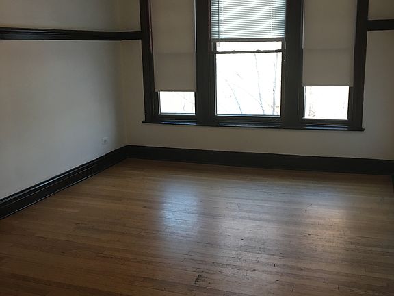 4th image of 743 E 72nd St #2