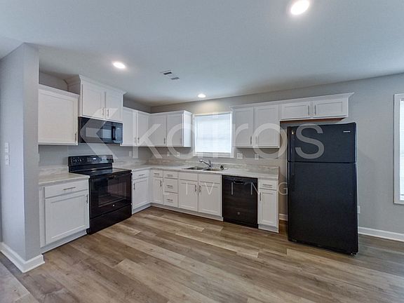 4th image of 142 Wexford Way