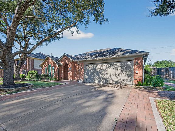 3rd image of 23410 Stratsborough Dr