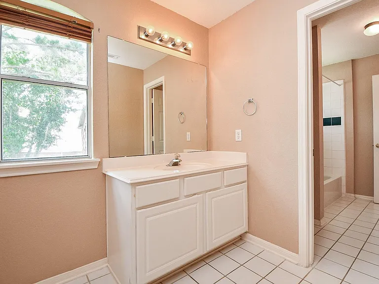 5510 Spring Blossom Ct — Photo 43