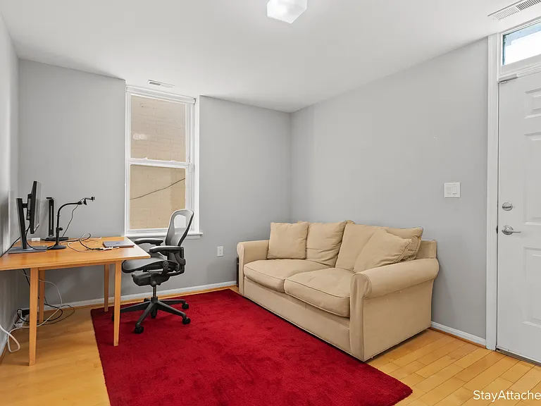1322 S St NW #B — Photo 6