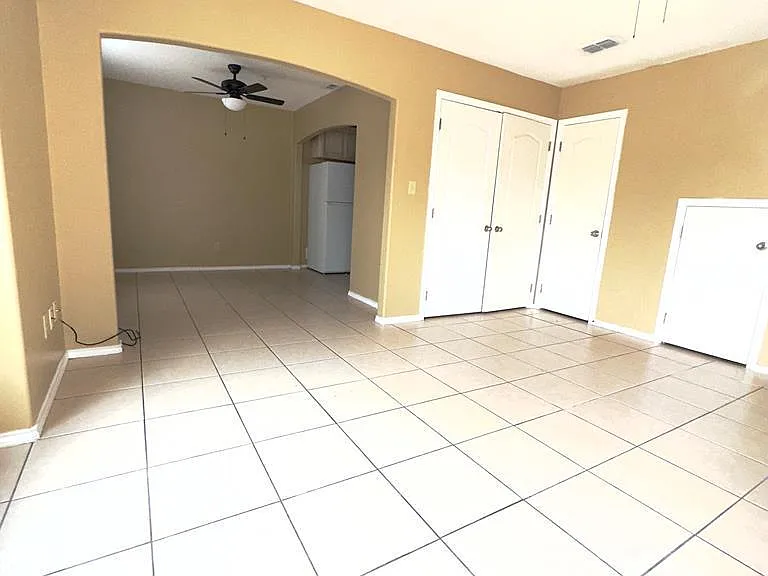 1722 Stone Dr #2 — Photo 4