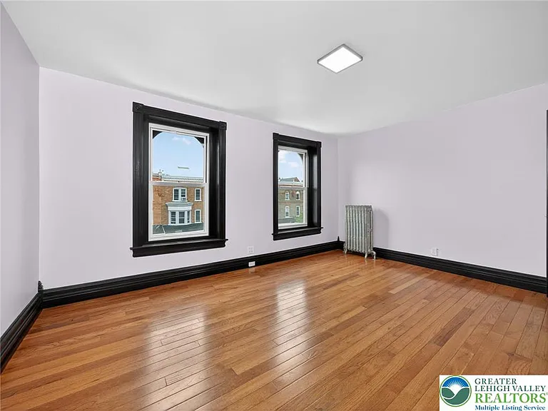 1341 W Chew St — Photo 30
