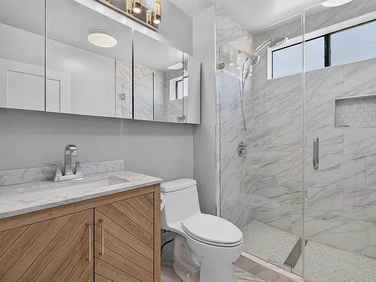 1727 Delaware Ave — Photo 23