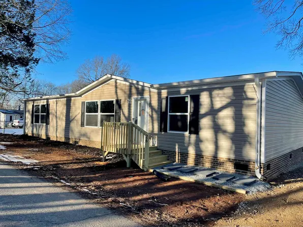 26 Pecan St, Pacolet, SC 29372