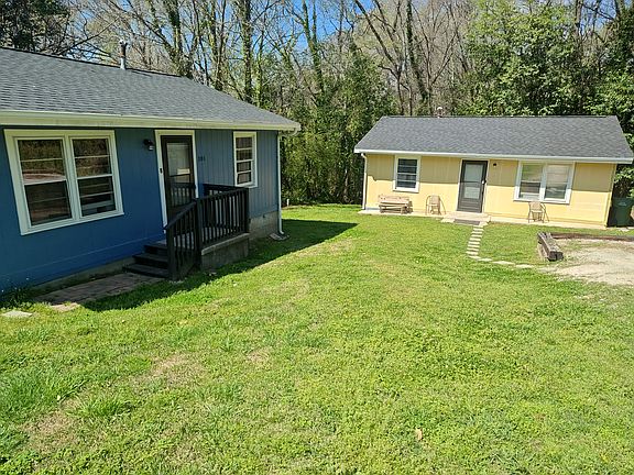 2nd image of 101 Blue Ln
