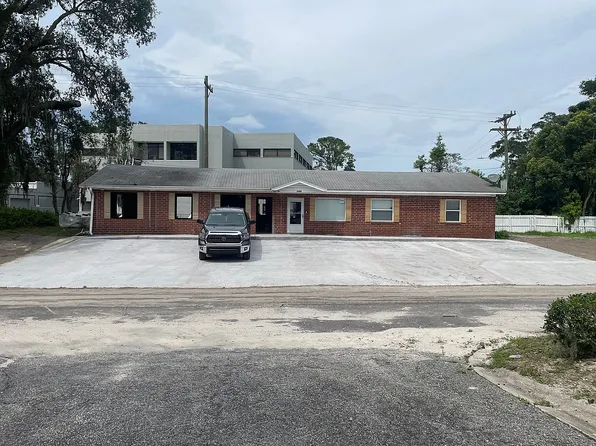 2569 Club Ter E, Jacksonville, FL 32207