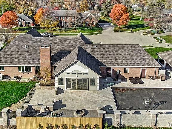 4th image of 1124 Charlotte Cir #W4-p24