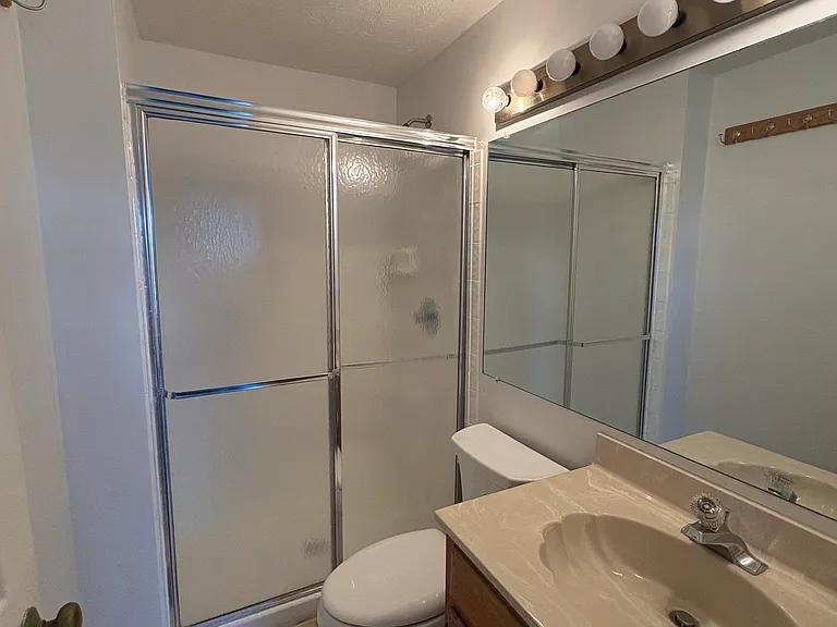 784 S Woodlyn Dr — Photo 8