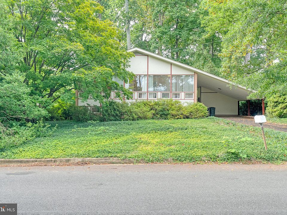 1st image of 1114 Shipman Ln