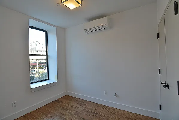 Rented by Hagstrom Management Inc | media 4