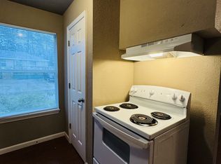 Shadows Duplex Apartments, Silsbee, TX 77656