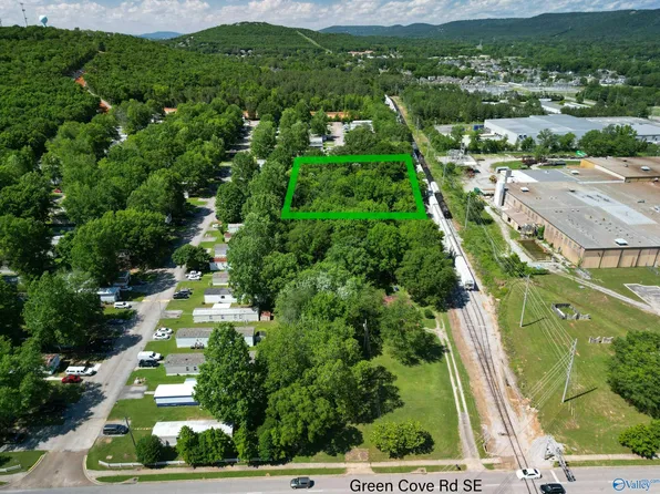Green Cove Rd SE, Huntsville, AL 35803