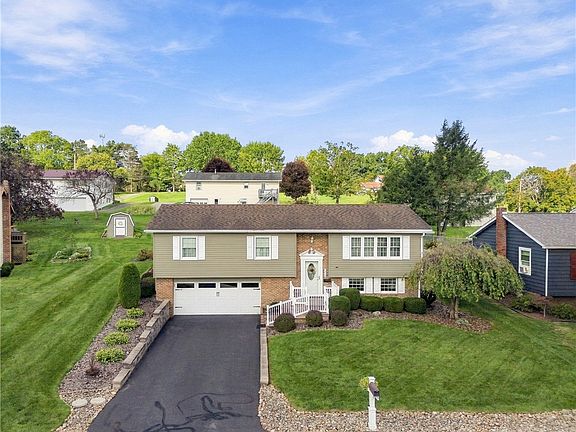 4th image of 1316 Maplehurst Dr