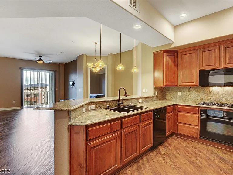 62 E Serene Ave #414 — Photo 23