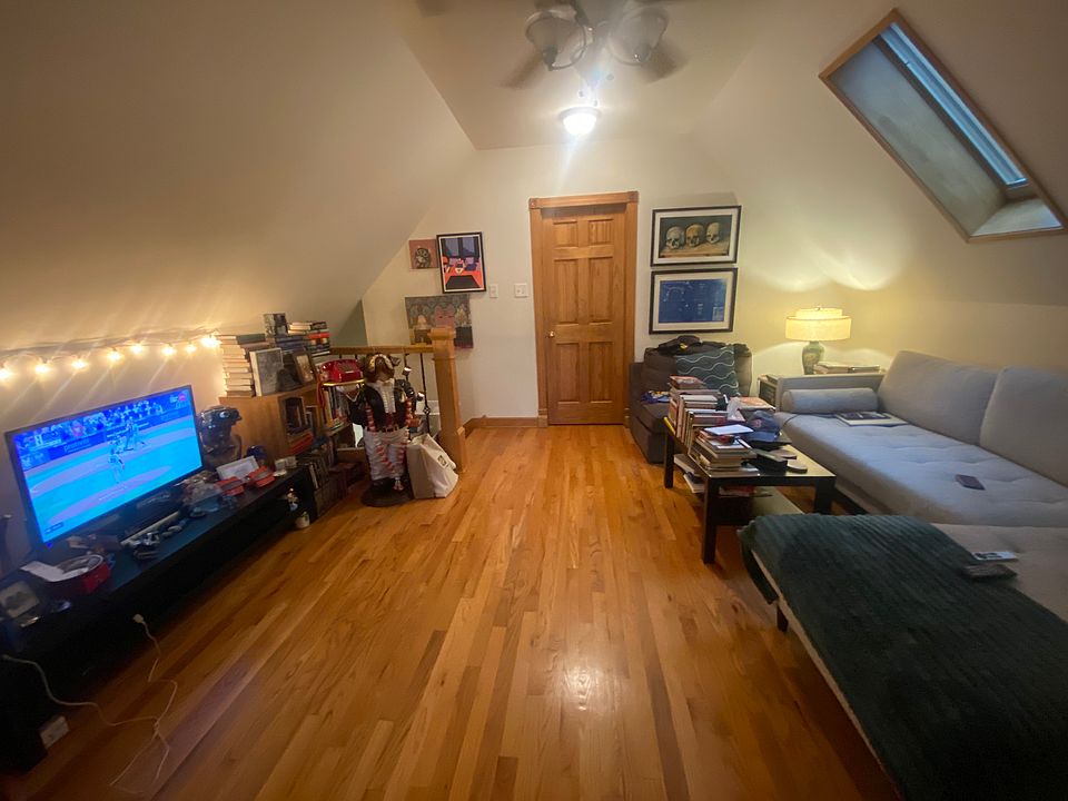 1st image of 2905 W Belmont Ave APT 3