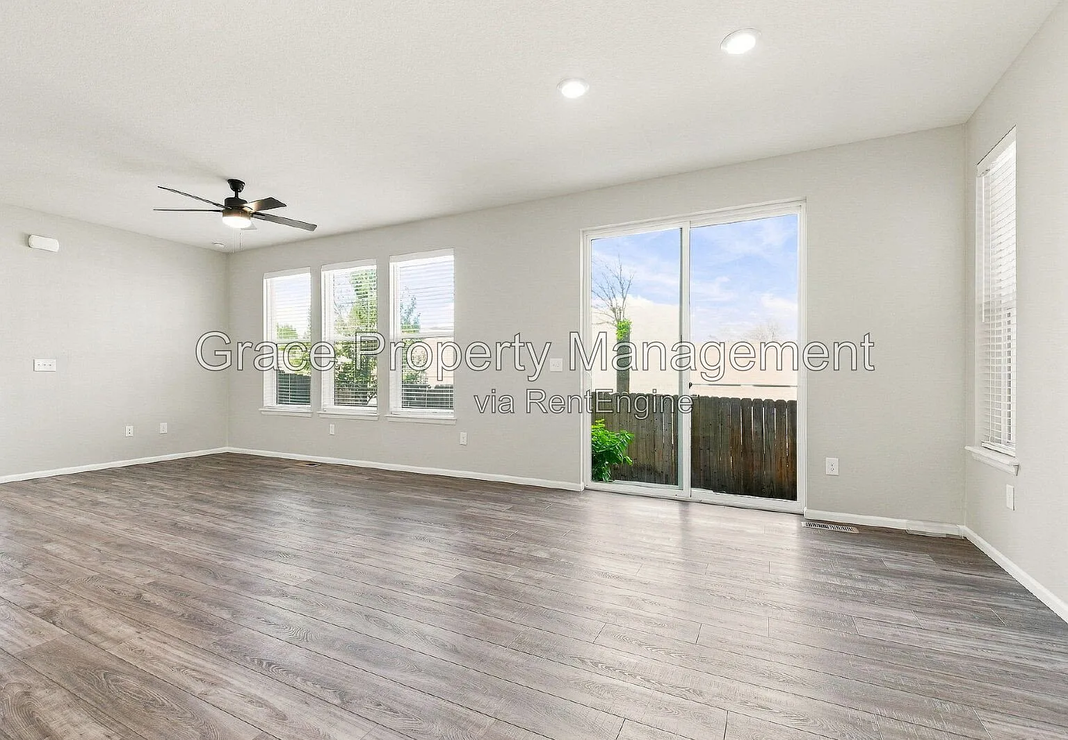 4 bed, 3.5 bath, 2759 sqft, $3,195 — Photo 3