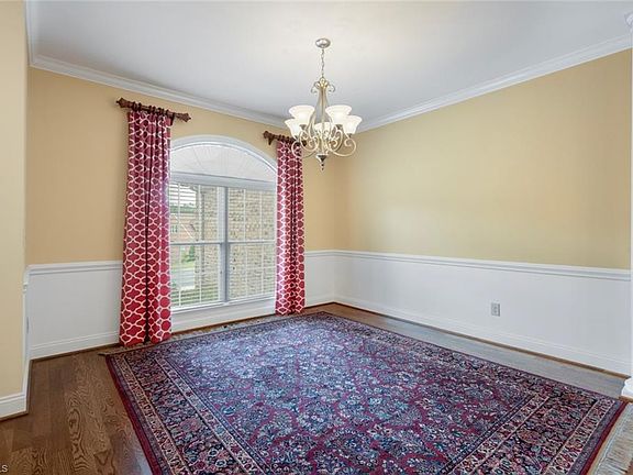 5th image of 5008 Windsor Ct