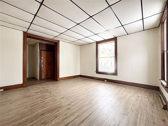 2nd image of 329 Park Ave Unit 1