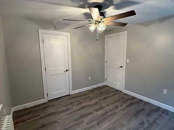 5th image of 16 Magnolia Ave #102