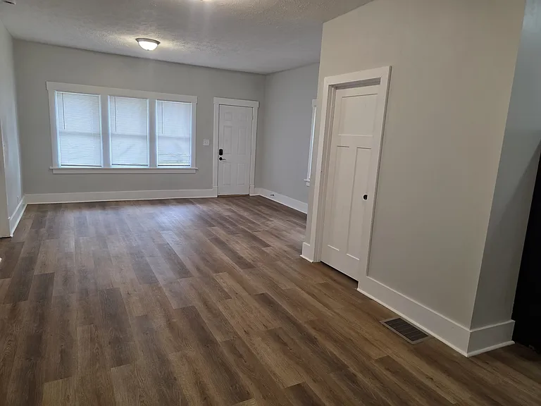 2777 California Ct — Photo 3