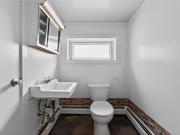 5th image of 38876 Bartlett Point Rd