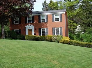 845 Stevendale Dr, Pittsburgh, PA 15221