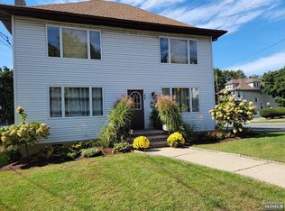 330 Teaneck Rd, Ridgefield Park, NJ 07660