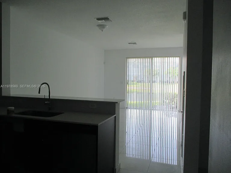 3417 NW 13th St — Photo 7