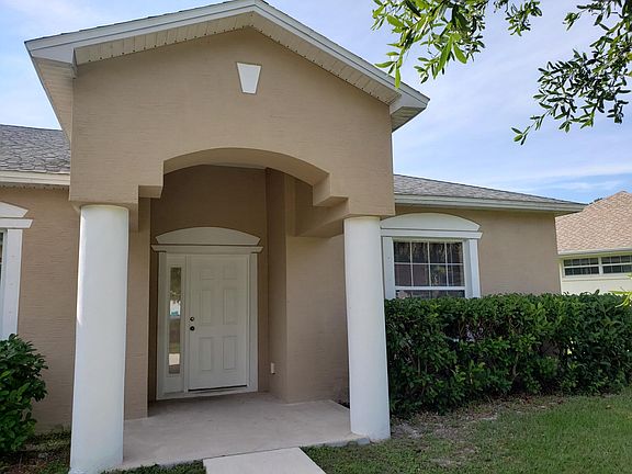 2nd image of 48 Whispering Pine Dr