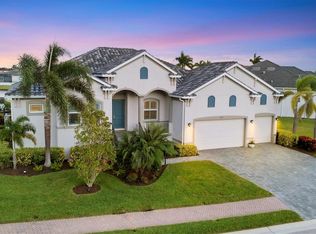 6261 Champions Row St, Bradenton, FL 34210
