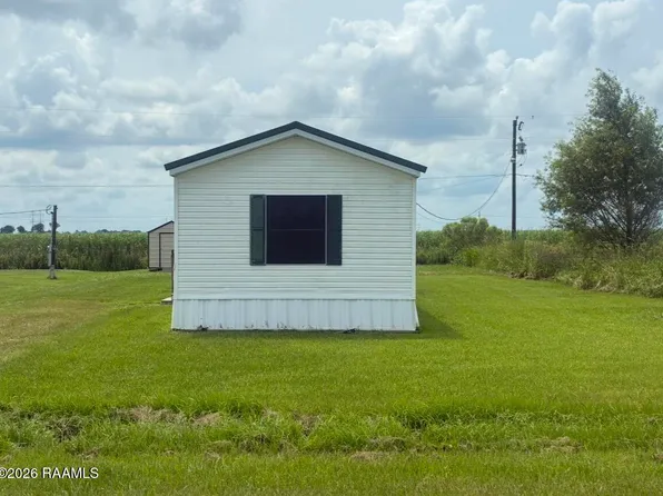 1094 Andrew Dr, Saint Martinville, LA 70582