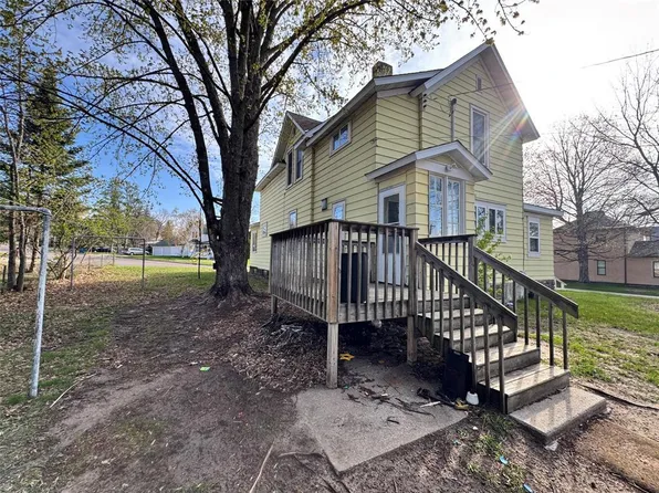 401 Elm Street, Spooner, WI 54801