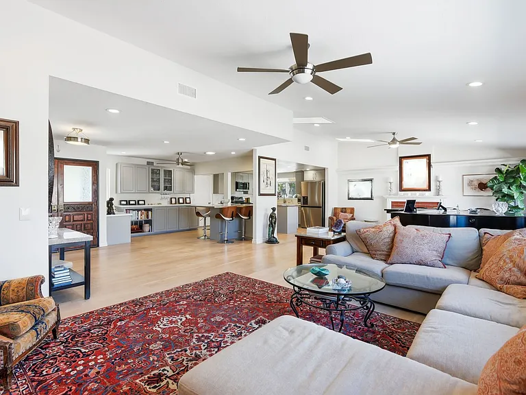 14 Nadine Ct — Photo 11