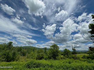 0 Holly Ln, Williamstown, MA 01267