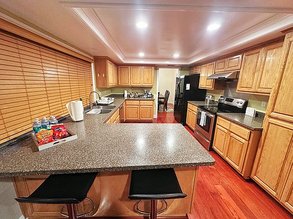 4th image of 396 Los Pinos Way