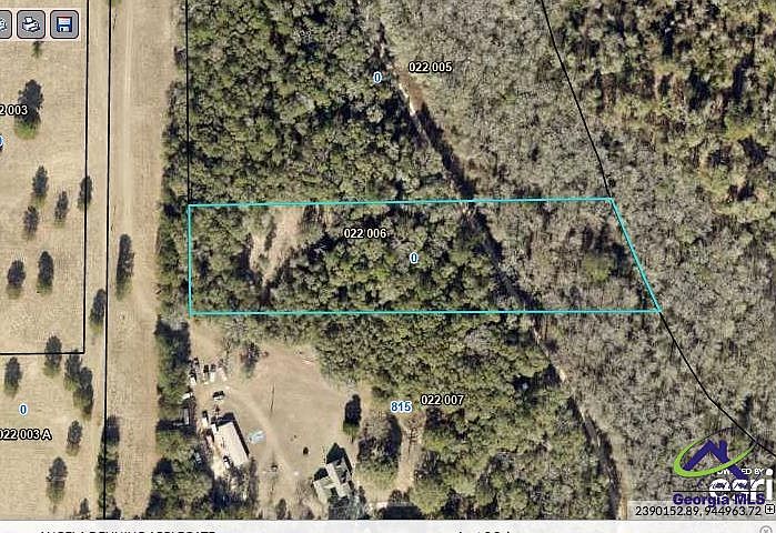 2nd image of 941 Country Club Rd