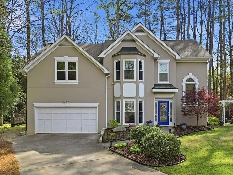 2158 Chartley Pl — Photo 1