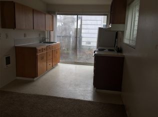 1680 1/2 River Rd, Eugene, OR 97404