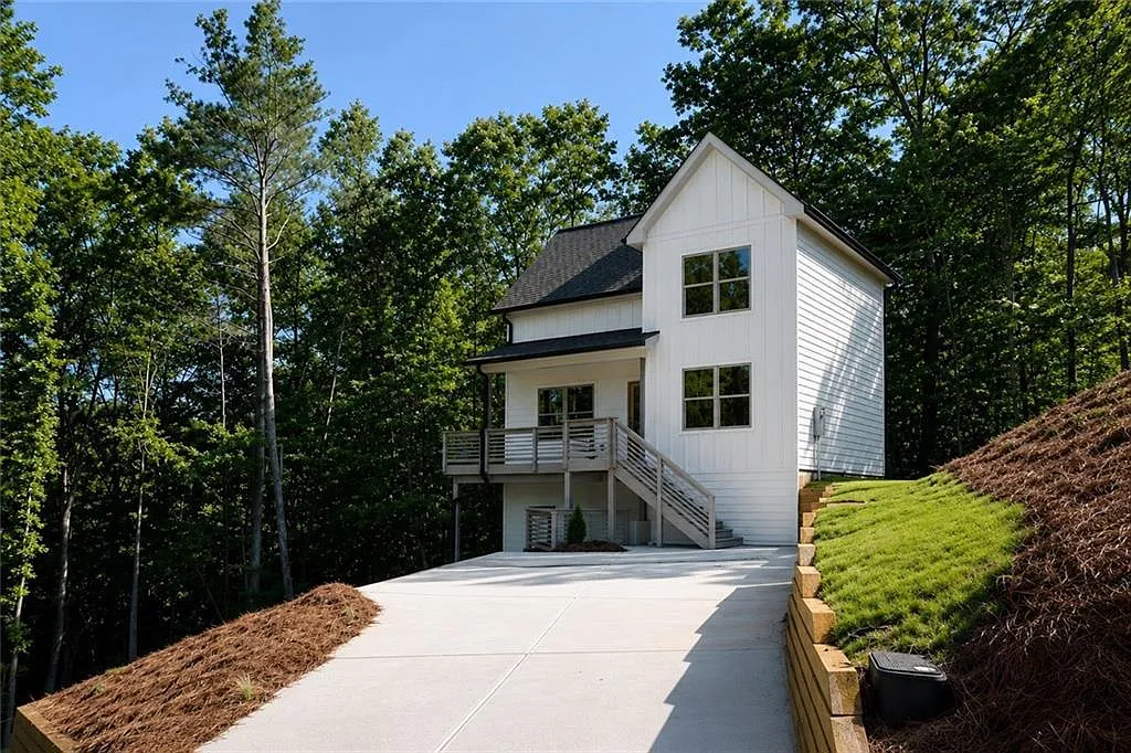 New 3-Bed Single Family Home in Gainesville, Georgia — Photo 1
