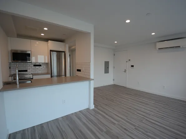 152 West 140th Street image 4 of 10