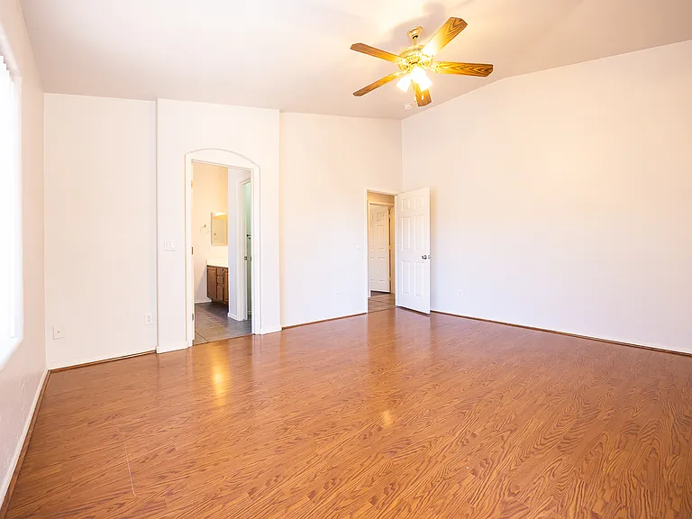 9233 W Mackenzie Dr — Photo 20
