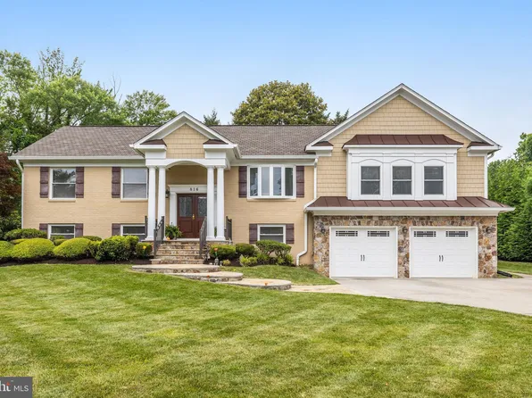 816 Constellation Dr, Great Falls, VA 22066